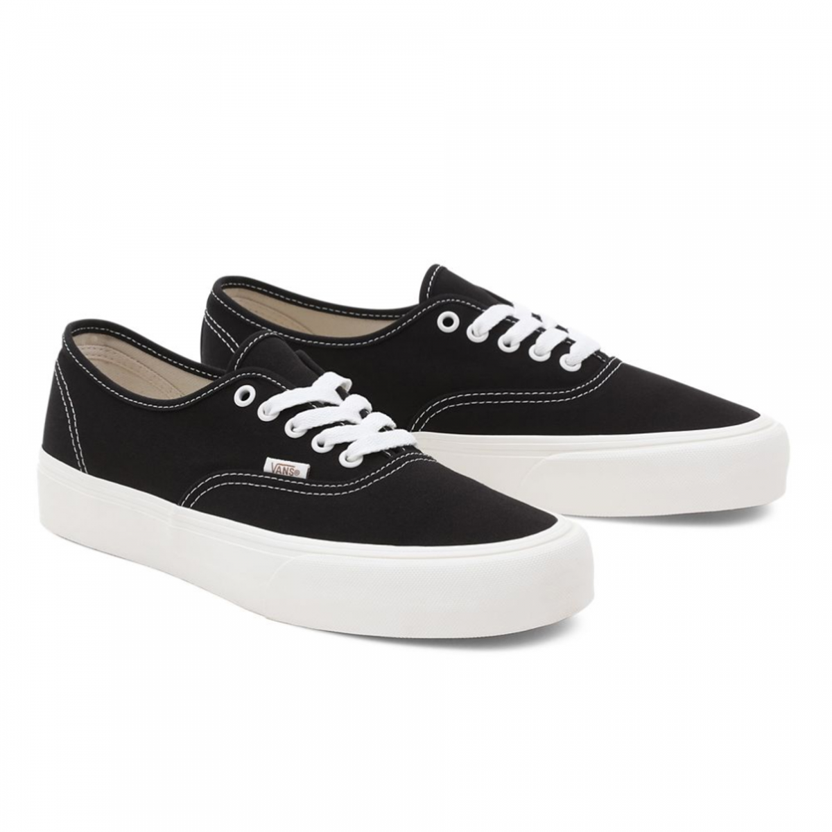 Escolhe a sustentabilidade com as Vans Authentic VR3 - VN0005UD1KP